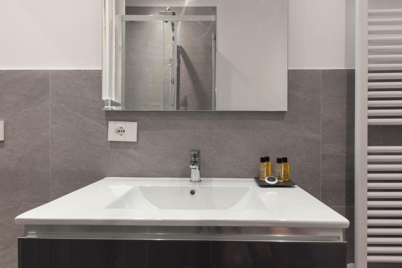 Teseo Apartments & Relax ジェノヴァ エクステリア 写真